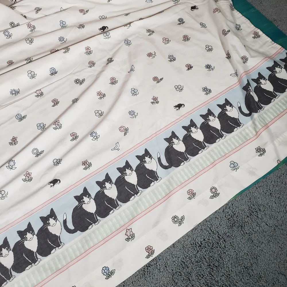Vintage Cat's Cradle Bibb Full Sheet Feline Tuxedo Kitty Domestic Animal Feline